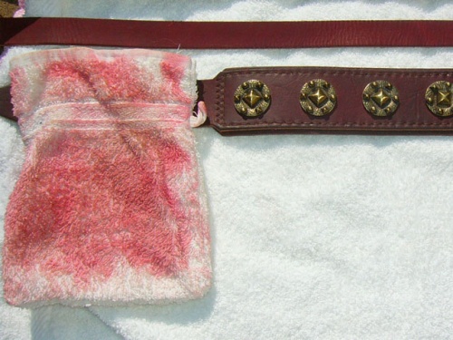 Dye transfer from leather -  - The Leather  Dictionary